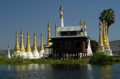 Монастырь Нгафечонь, Мьянма